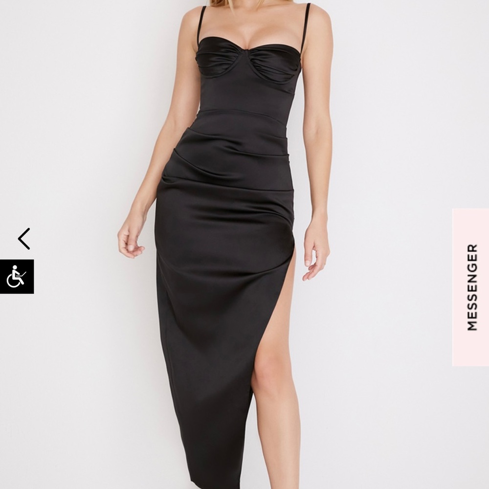 Size Small , Fits A-C cups